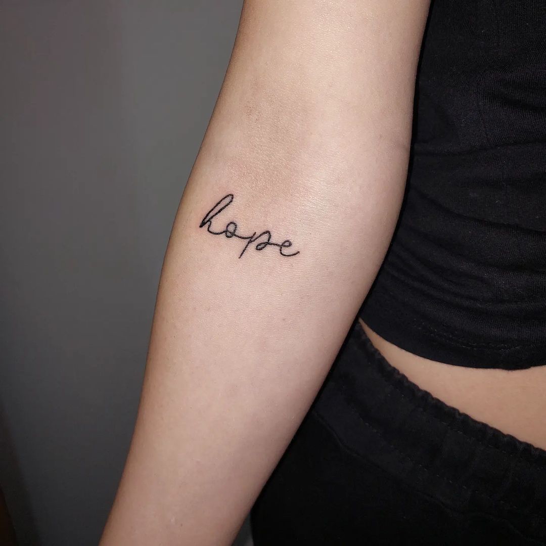 Tetovaža HOPE - Lettering rad Eternal Art studio